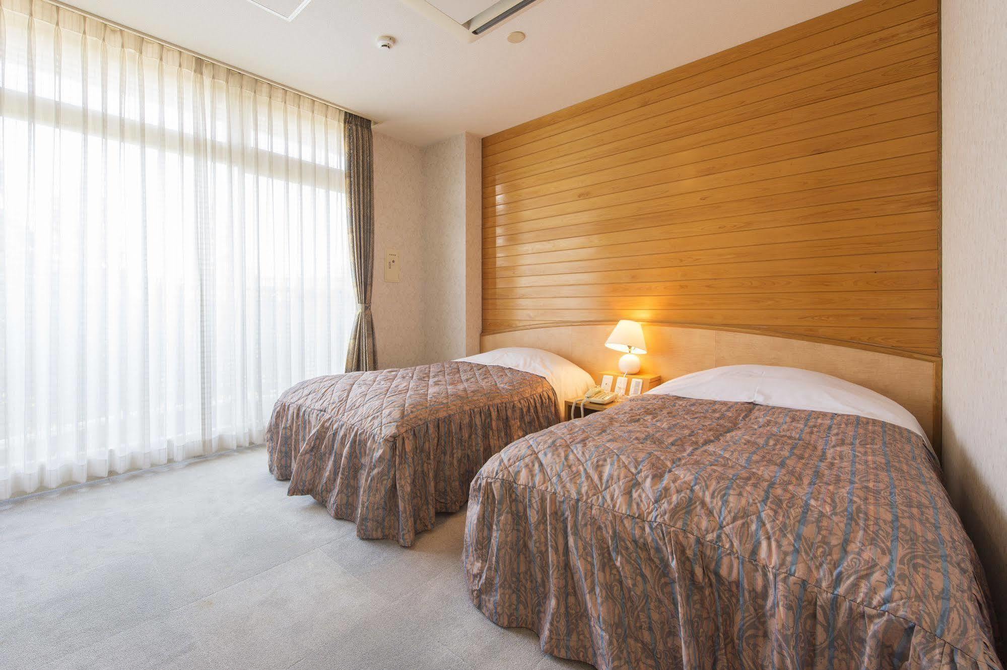Hotel Takachiho Luaran gambar